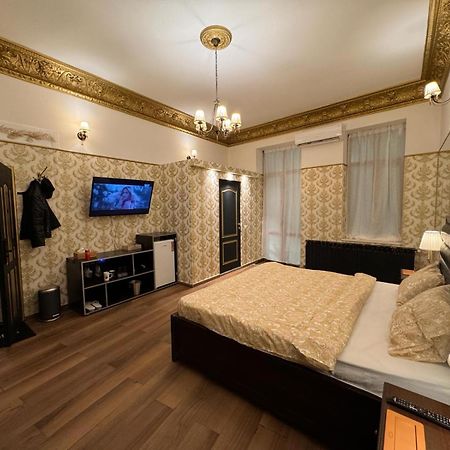 The King Suite With Balcony View Piata Romana Bukarest Eksteriør billede